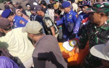 Nelayan Situbondo Hilang Saat Melaut Ditemukan Meninggal di Pantai Asta